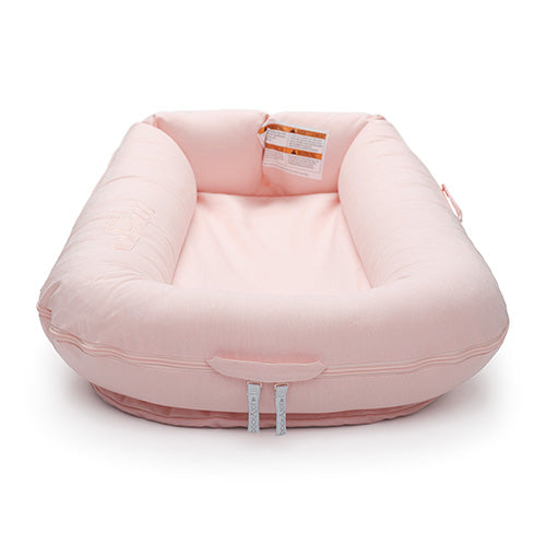 DockATot Deluxe+ Babynest, Blossom Chambray