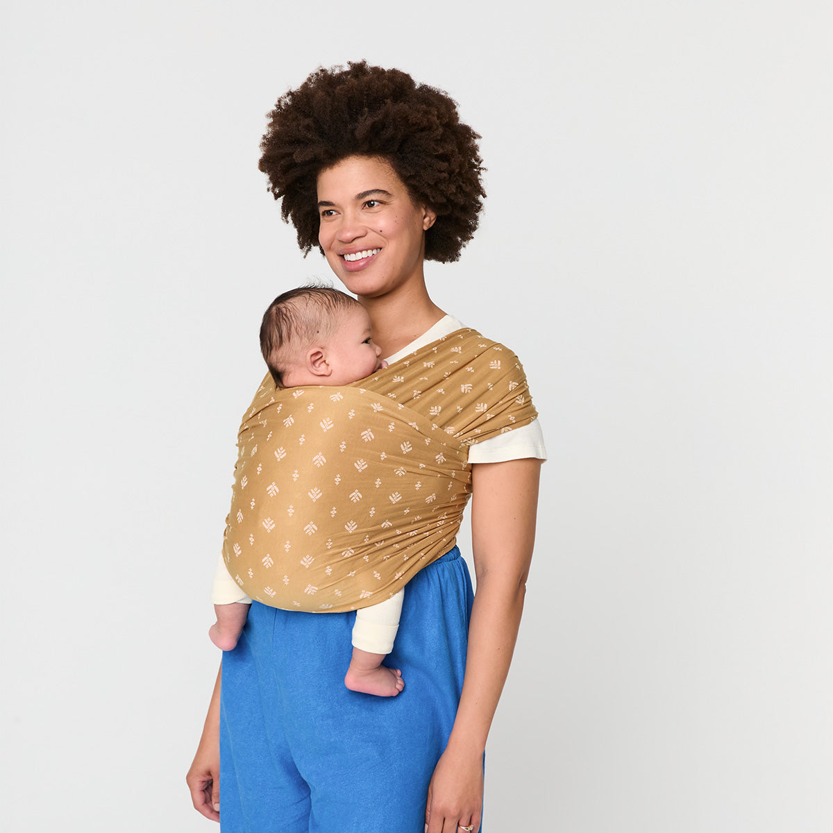 Ergobaby Aura Bæresjal Trikå, Soft Camel Harvest