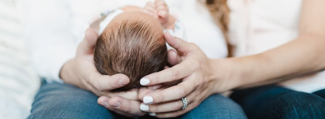 Here's how to have a relaxing Christmas holiday with a little baby 🎄 ...