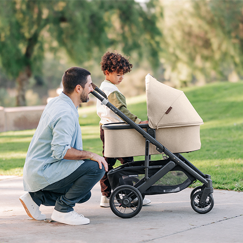 UPPAbaby-Cruz V2 Liam Sittvagn-reirei
