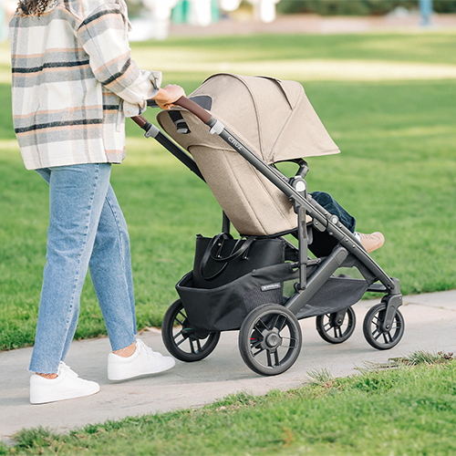 UPPAbaby-Cruz V2 Liam Sittvagn-reirei
