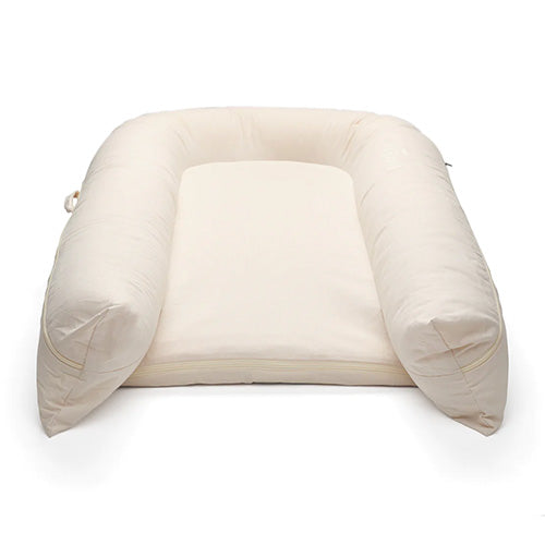 DockATot Grand Babynest, Sand Chambray