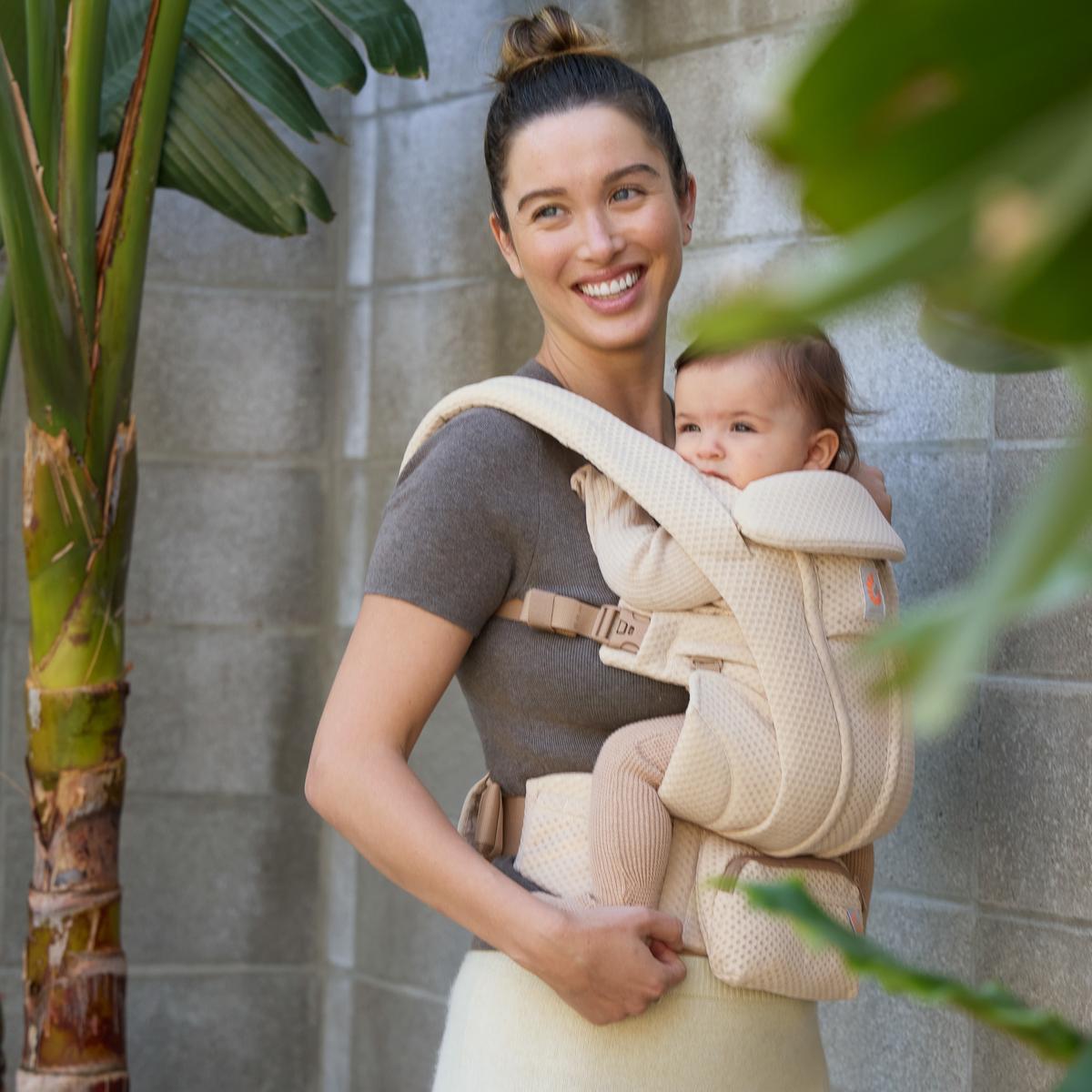 Ergobaby Omni Deluxe Mesh, Natural Beige