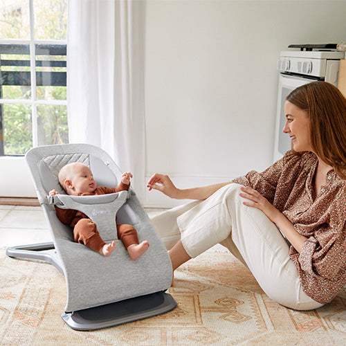 Ergobaby-Evolve 3-i-1 babysitter Light Grey-reirei