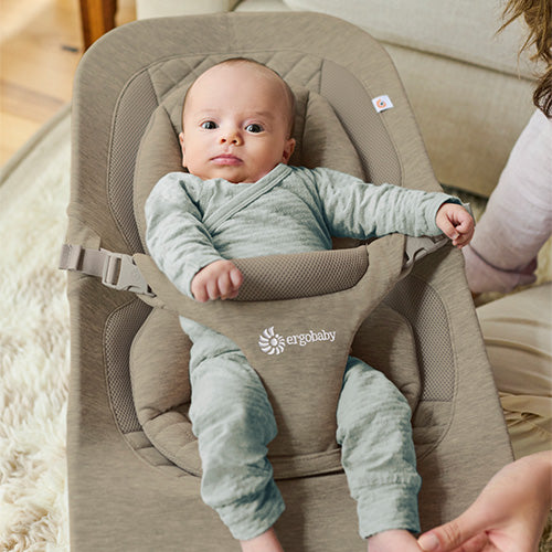 Ergobaby-Evolve 3-i-1 babysitter Soft Olive-reirei