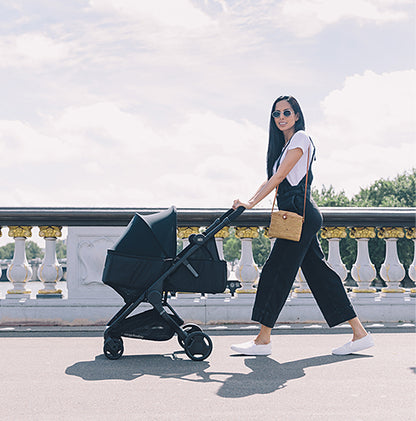 Ergobaby-Nyföddpaket Svart Metro-reirei
