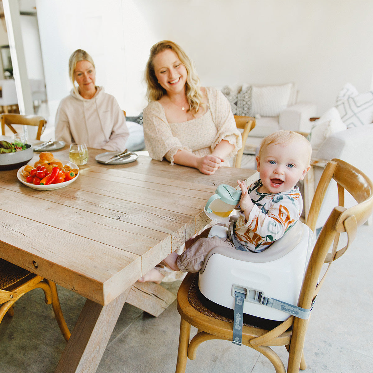 Bumbo Multisits med bricka, Taupe