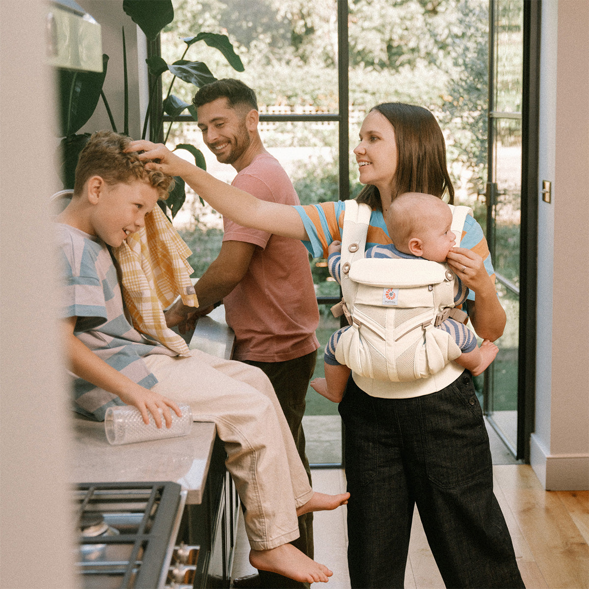 Ergobaby Omni Classic Mesh, Benvit