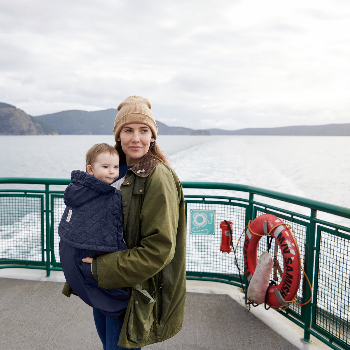 Ergobaby Omni Deluxe Mesh Svart + Vinterskydd (spara 799 kr)